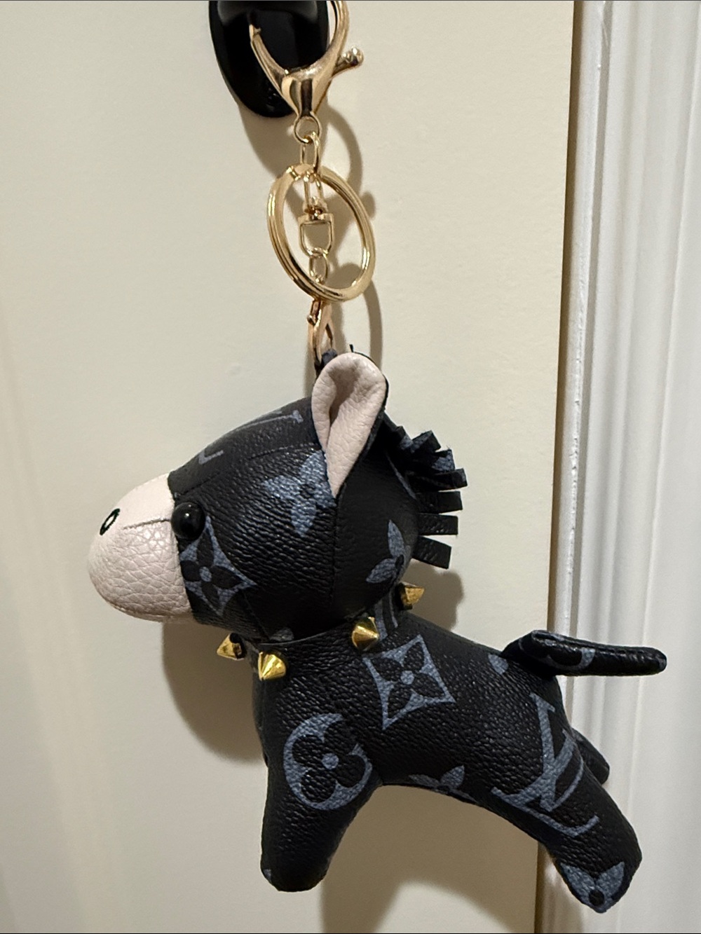 New Bag Charm Keychain with Stud Collar